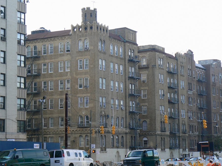 Bronx - Grand Concourse Str: Bronx - Grand Concourse Str 105